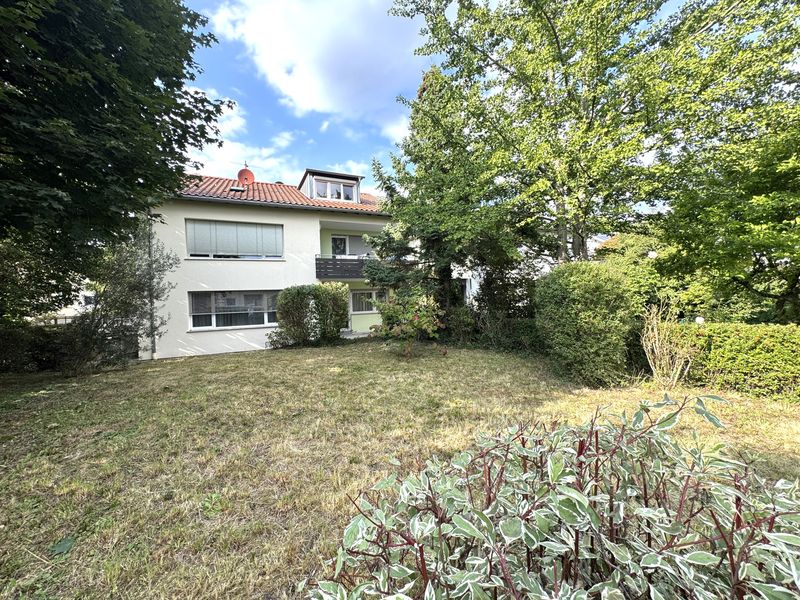 Dreifamilienhaus in ruhiger Lage von Stuttgart-Bad Cannstatt